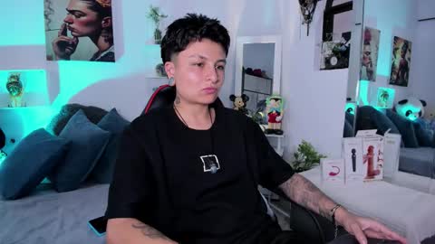 Zury Ramirez online show from January 16, 8:24 pm