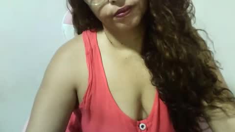 Snapshot of zusanahot chatting on January 30, 6:54 pm zusanahot online show from January 30, 6:54 pm