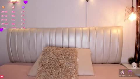 Zara online show from October 21, 7:25 pm