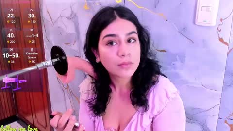 ZYLE online show from September 9, 12:26 pm