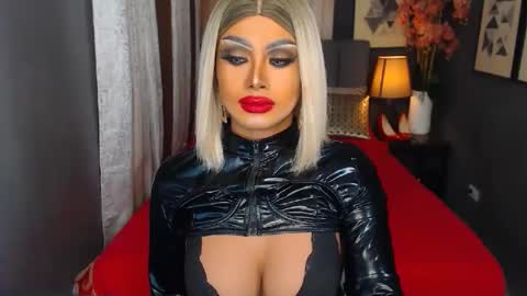 zyradom online show from December 3, 5:12 pm