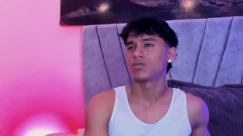 zyzz_1812 online show from November 21, 7:34 pm