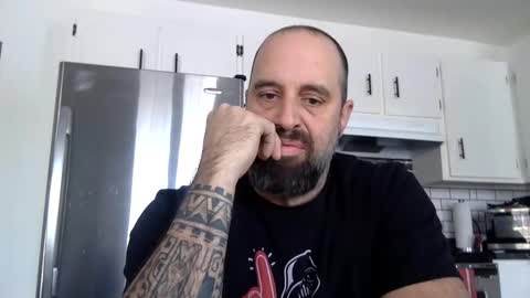 Snapshot of zzman9 chatting on January 5, 3:34 pm ZZMan online show from January 5, 3:34 pm