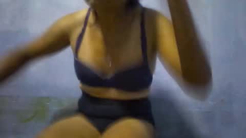 Snapshot of zzzlannimuslzzz chatting on January 6, 2:26 am zzzlannimuslzzz online show from January 6, 2:26 am