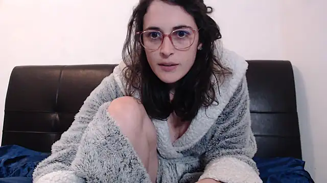 Lunaabbey online show from January 14, 8:48 pm