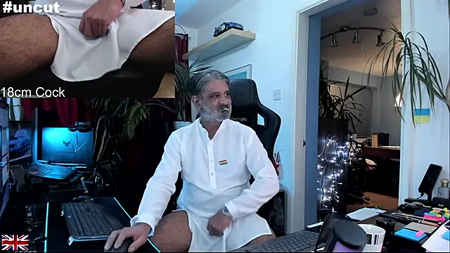 OnlineBossUK online show from November 15, 4:25 pm