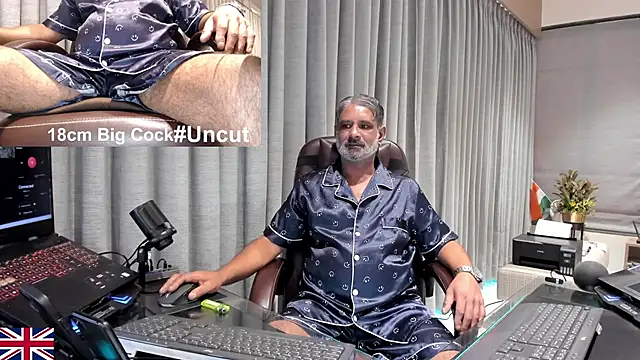 OnlineBossUK online show from March 17, 12:30 pm