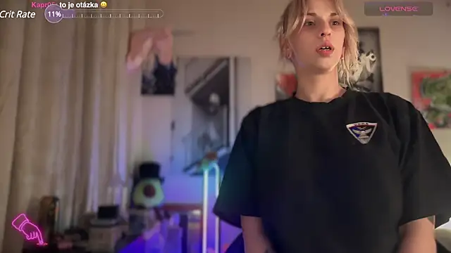 Snapshot of Mannarie_Madsinn chatting on December 2, 1:25 am Mannarie Madsinn online show from December 2, 1:25 am