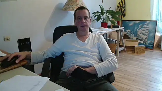 Snapshot of cloupefun chatting on September 29, 6:07 am cloupefun online show from September 29, 6:07 am