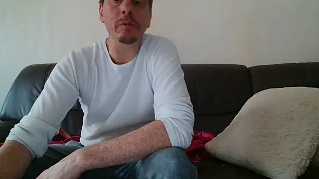 cloupefun online show from October 30, 8:05 am