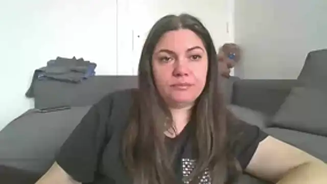 Squirtlady38 online show from November 18, 12:53 pm