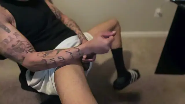 ANAKONDA KIING online show from February 6, 8:39 am