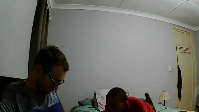 Snapshot of COOKIECANDY chatting on February 14, 8:27 pm COOKIECANDY online show from February 14, 8:27 pm