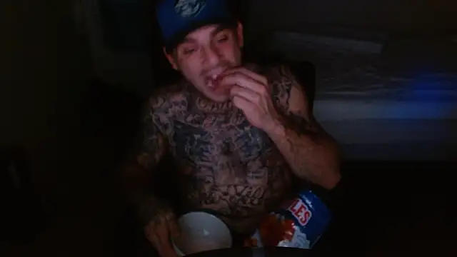 DADDY KANE8--- online show from November 23, 10:31 pm