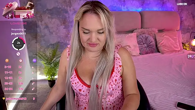 MissyMartinez online show from October 11, 9:52 am