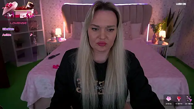 MissyMartinez online show from March 27, 4:18 pm