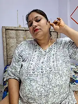 Snapshot of MOM-SUN-COUPLE chatting on March 12, 4:13 pm MOM-SUN-COUPLE online show from March 12, 4:13 pm