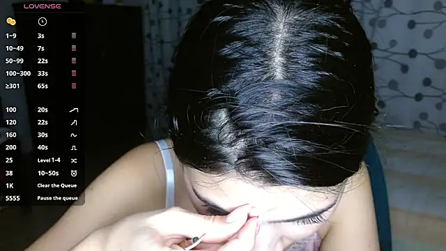 mia  lopez  online show from December 10, 4:34 am