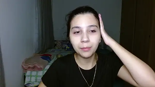 mia  lopez  online show from September 20, 5:41 am