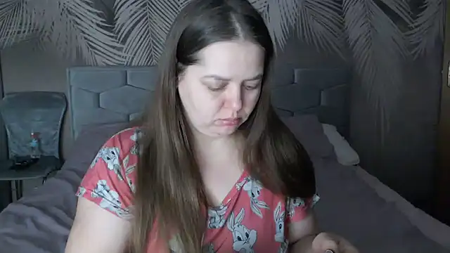 uliastar online show from February 3, 6:56 am