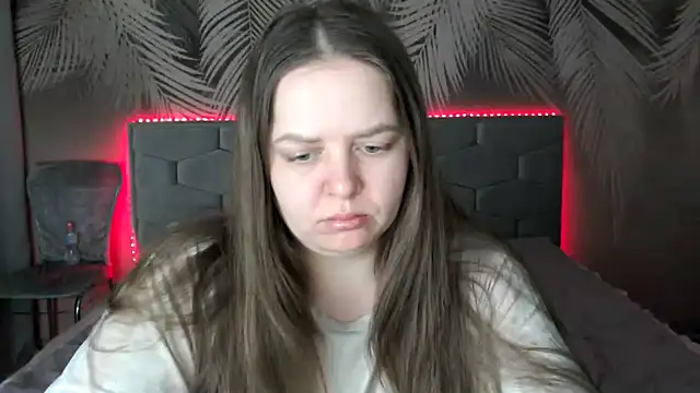 uliastar online show from February 6, 7:24 am