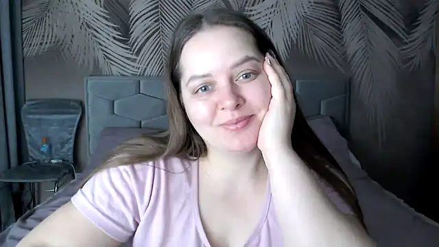 uliastar online show from February 9, 7:27 am