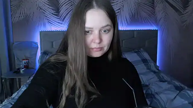 uliastar online show from February 28, 1:03 pm