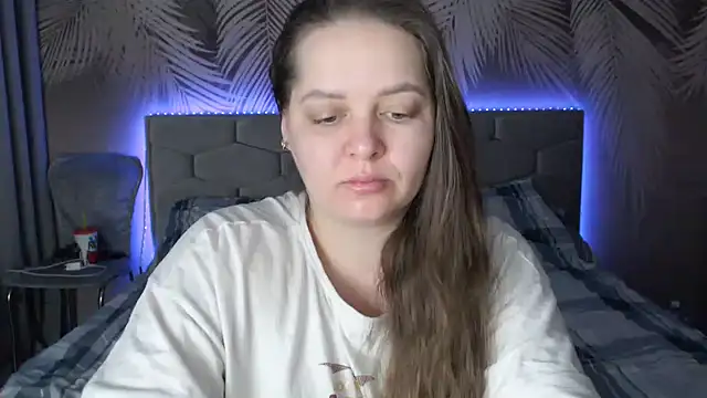 uliastar online show from March 3, 5:20 am