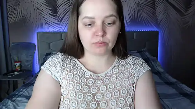 uliastar online show from March 4, 6:58 am