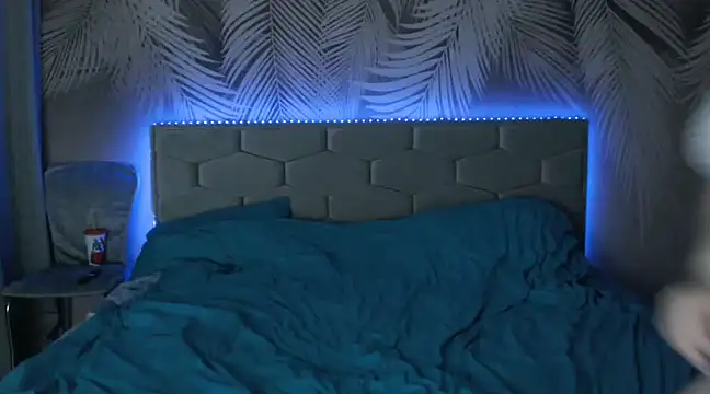 uliastar online show from March 9, 12:42 pm