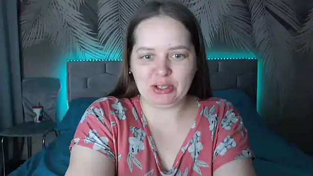 uliastar online show from March 11, 7:15 am