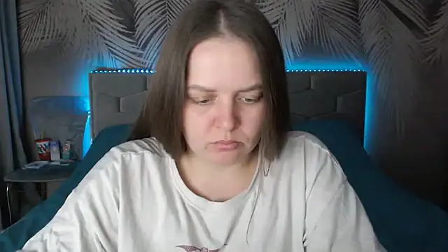 uliastar online show from March 13, 9:21 am