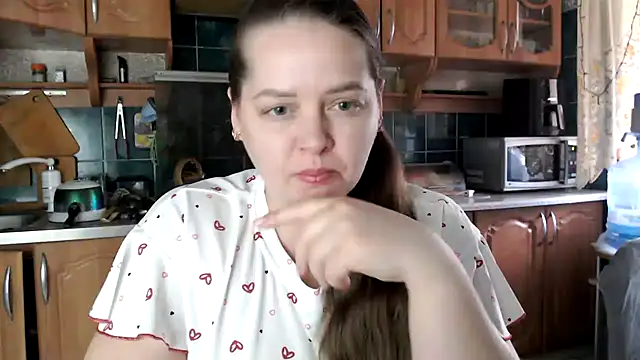 uliastar online show from March 15, 6:25 am