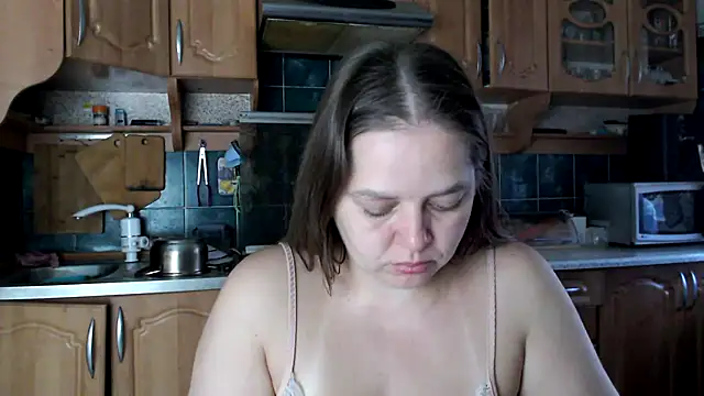 uliastar online show from October 11, 5:17 am