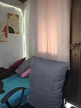 Snapshot of Samy-Candy chatting on December 3, 3:55 pm Samy-Candy online show from December 3, 3:55 pm