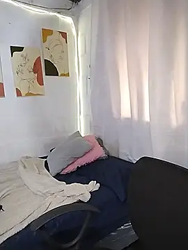 Snapshot of Samy-Candy chatting on December 19, 4:13 pm Samy-Candy online show from December 19, 4:13 pm