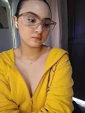 Snapshot of Samy-Candy chatting on January 18, 3:49 pm Samy-Candy online show from January 18, 3:49 pm