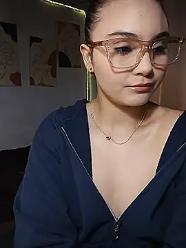 Snapshot of Samy-Candy chatting on February 11, 3:51 pm Samy-Candy online show from February 11, 3:51 pm