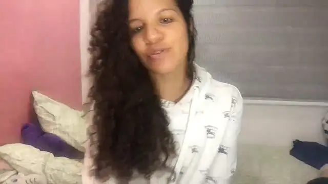 Snapshot of gatubelahot chatting on September 23, 3:42 am gatubelahot online show from September 23, 3:42 am