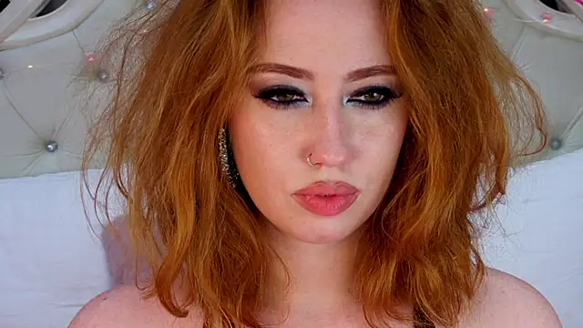 TinaBrook online show from February 6, 7:45 am