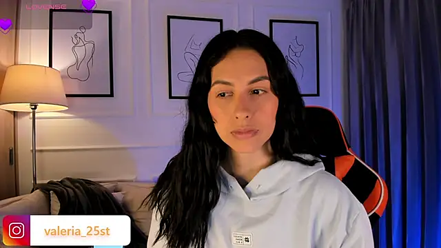 valeriia25  online show from March 12, 11:42 am