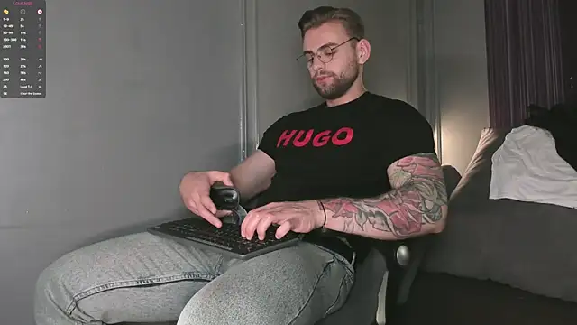 WayneWilson online show from September 27, 4:39 am