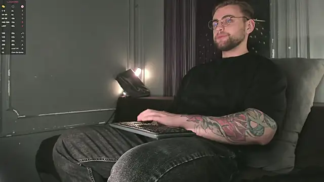 WayneWilson online show from December 18, 4:40 am