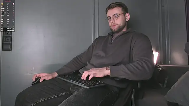 WayneWilson online show from February 21, 4:46 am