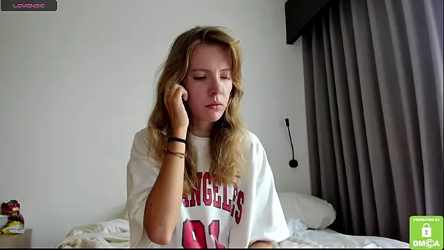 Snapshot of Kalisee_ chatting on March 21, 1:21 am Kalisee online show from March 21, 1:21 am