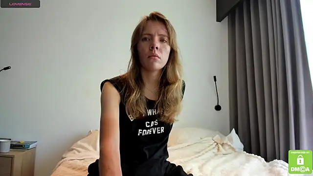 Snapshot of Kalisee_ chatting on March 30, 5:52 am Kalisee online show from March 30, 5:52 am