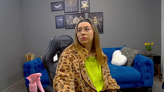 Snapshot of Katewalker_ chatting on February 3, 6:07 pm Katewalker online show from February 3, 6:07 pm