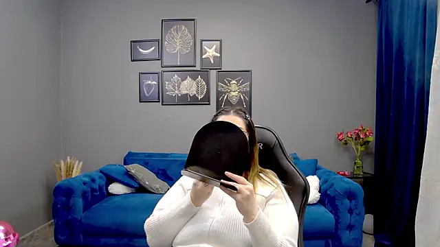 Snapshot of Katewalker_ chatting on March 6, 6:16 pm Katewalker online show from March 6, 6:16 pm