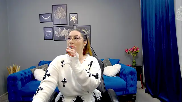 Snapshot of Katewalker_ chatting on March 11, 6:08 pm Katewalker online show from March 11, 6:08 pm