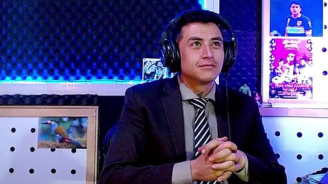 Darko0717 online show from February 22, 1:46 pm